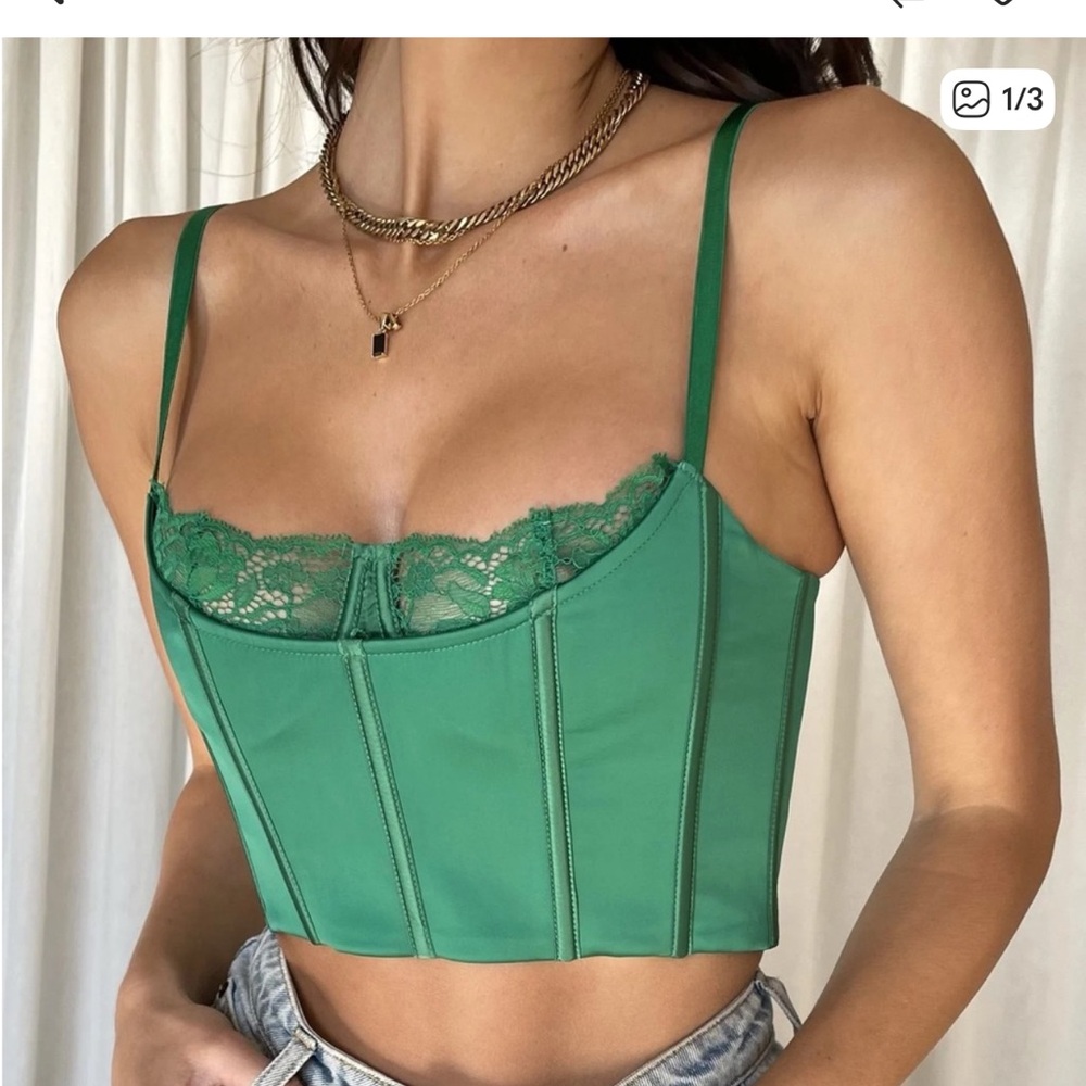 Meshki Emerald Lace Detail‎ Crop Top